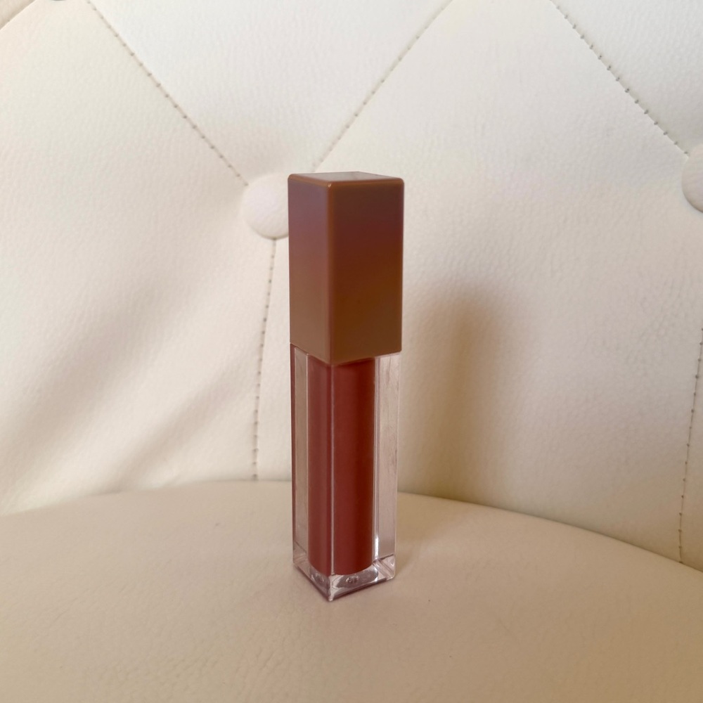 KKW Beauty Semi Matte Liquid Lipstick Shade Unwrapped